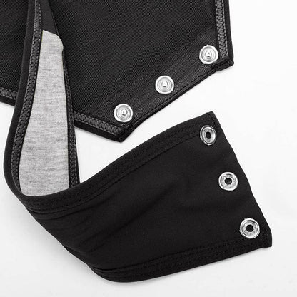 melns garroku bodijs ar koriējošo efektu, apakšējās daļās tuvplāns, balts fons